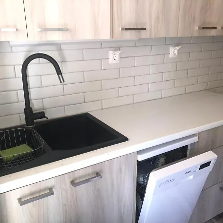 Διαμέρισμα Lauren's Charm Town 2-bedroom *